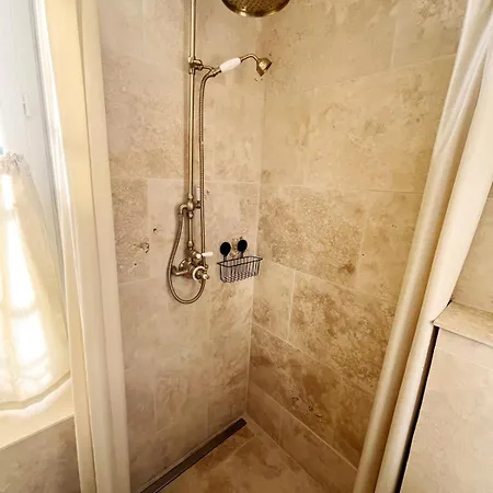 Charme, Lumiere, Jardin Et Sauna! Étretat