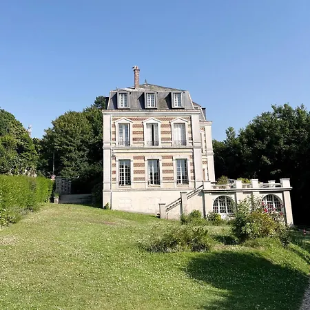 Charme, Lumiere, Jardin Et Sauna! Lägenhet